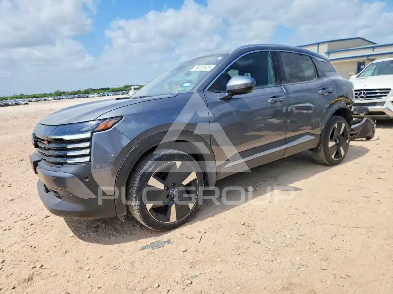 2025 Nissan KICKS photo