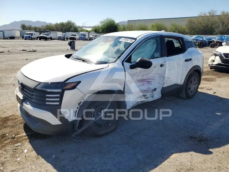 2025 Nissan KICKS photo