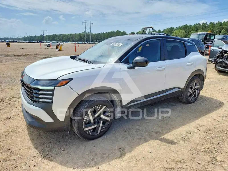 2025 Nissan KICKS photo