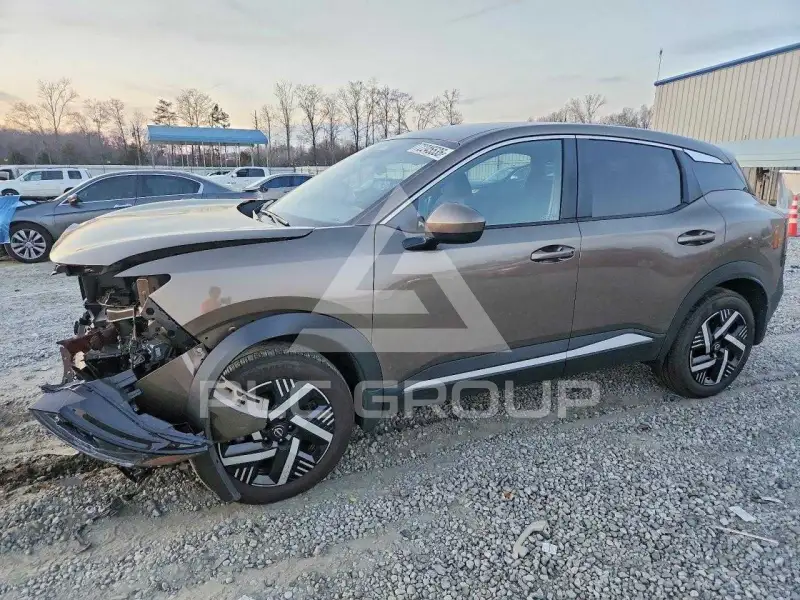 2025 Nissan KICKS фото