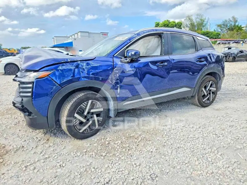 2025 Nissan KICKS фото