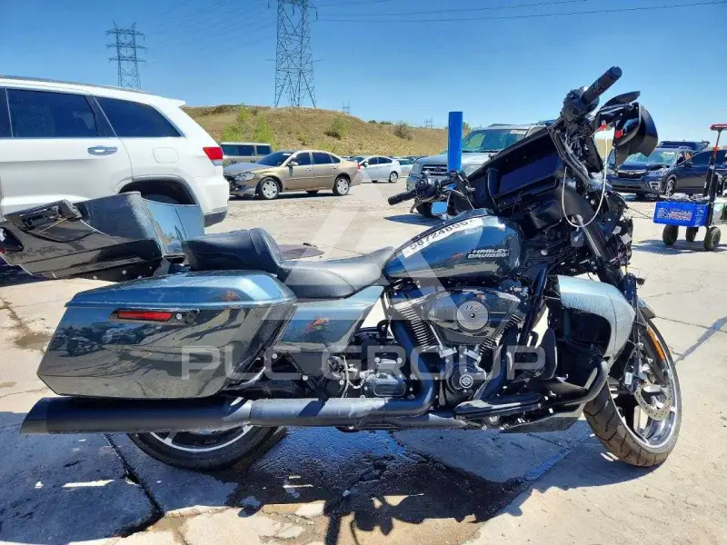 2025 Harley-Davidson FL фото