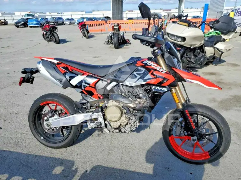 2025 Ducati Hypermotard фото