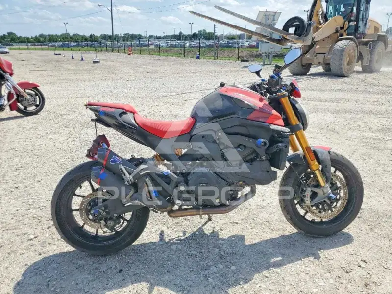 2025 Ducati Monster photo