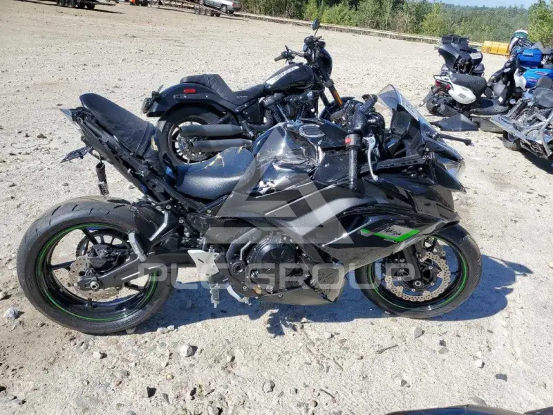 2025 Kawasaki EX650 фото