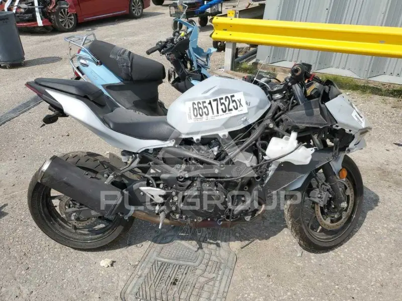 2025 Kawasaki  photo