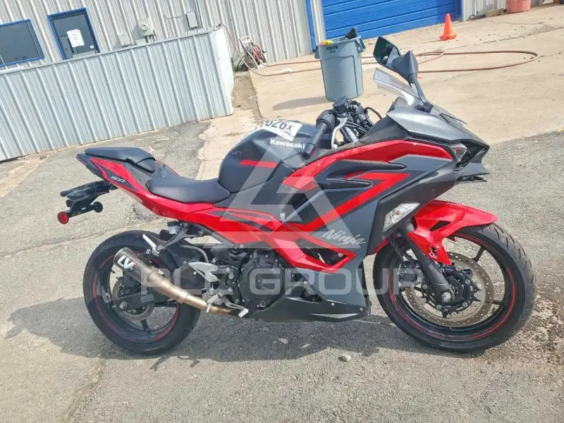 2025 Kawasaki  фото