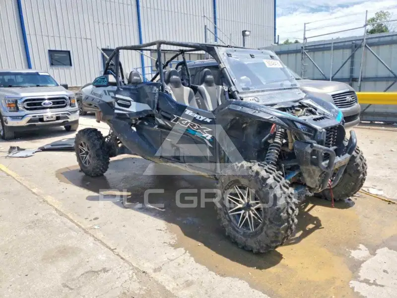 2025 Kawasaki  фото