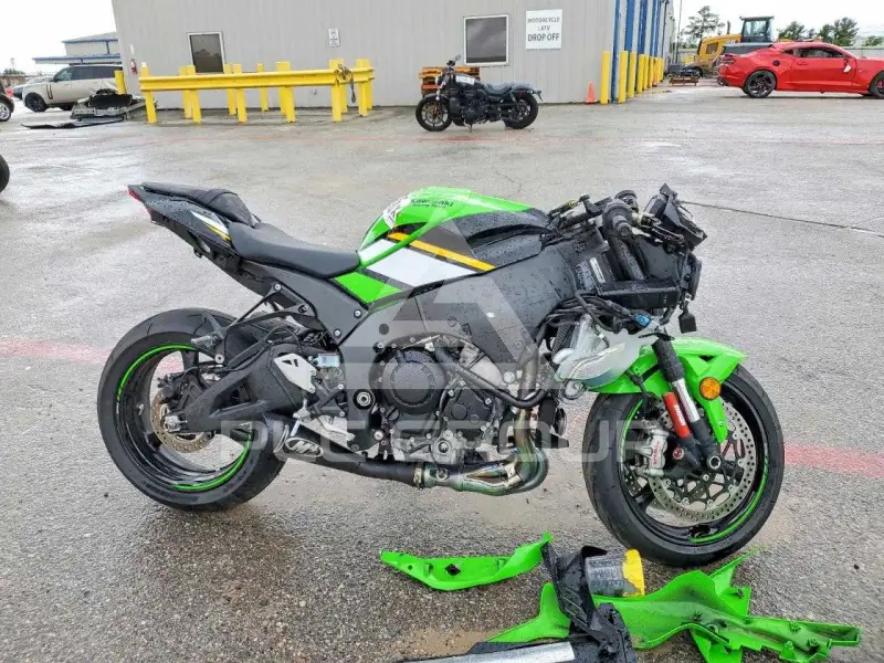 2025 Kawasaki Ninja900 фото