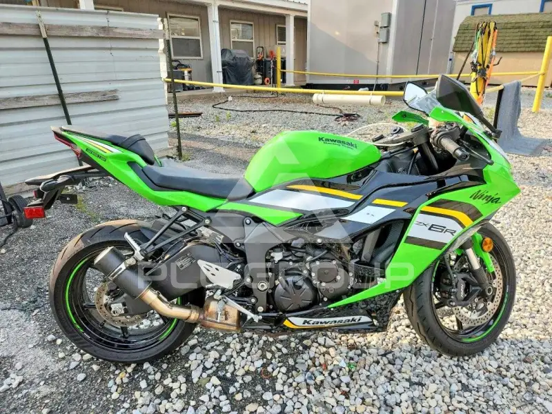 2025 Kawasaki Ninja600 фото