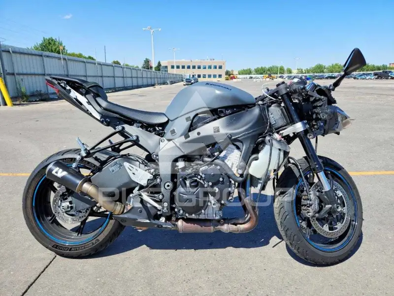 2025 Kawasaki Ninja600 фото