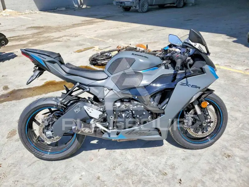 2025 Kawasaki ZX636 фото
