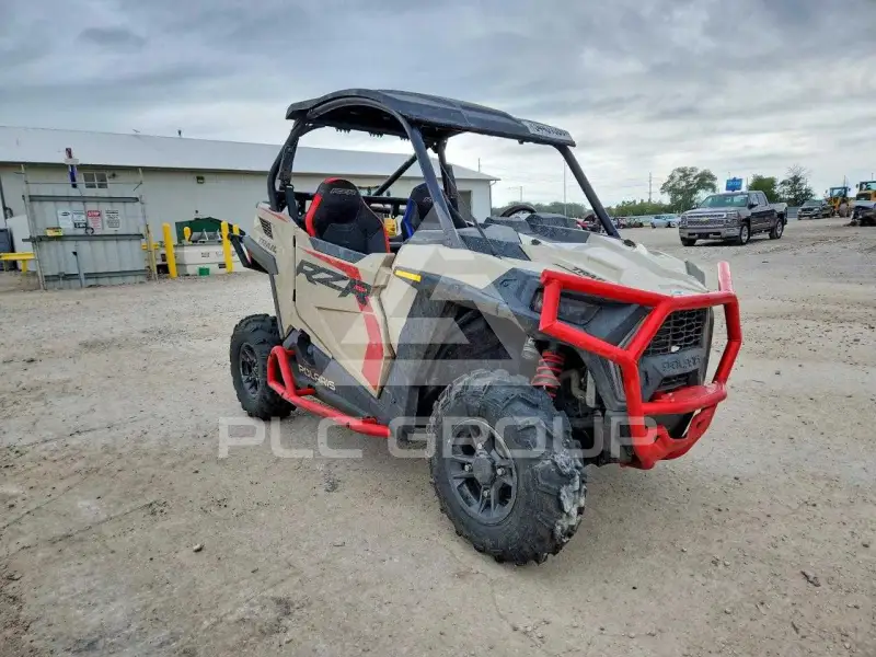 2025 Polaris Sidebyside фото