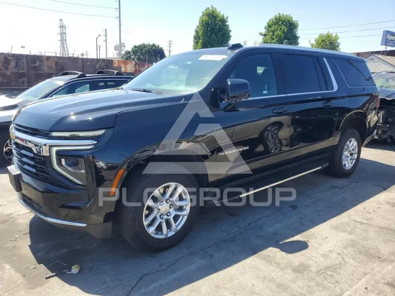 2025 Chevrolet Suburan photo