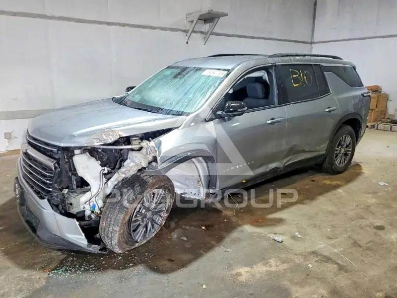 2025 Chevrolet TRAVERSE фото