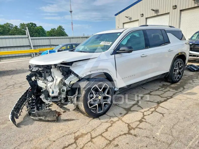 2025 Chevrolet TRAVERSE фото