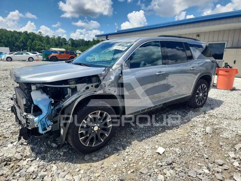 2025 Chevrolet TRAVERSE photo