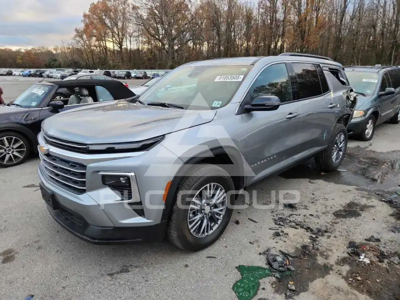 2025 Chevrolet TRAVERSE фото