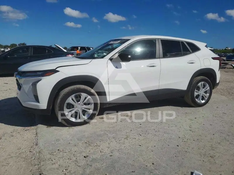 2025 Chevrolet TRAX фото