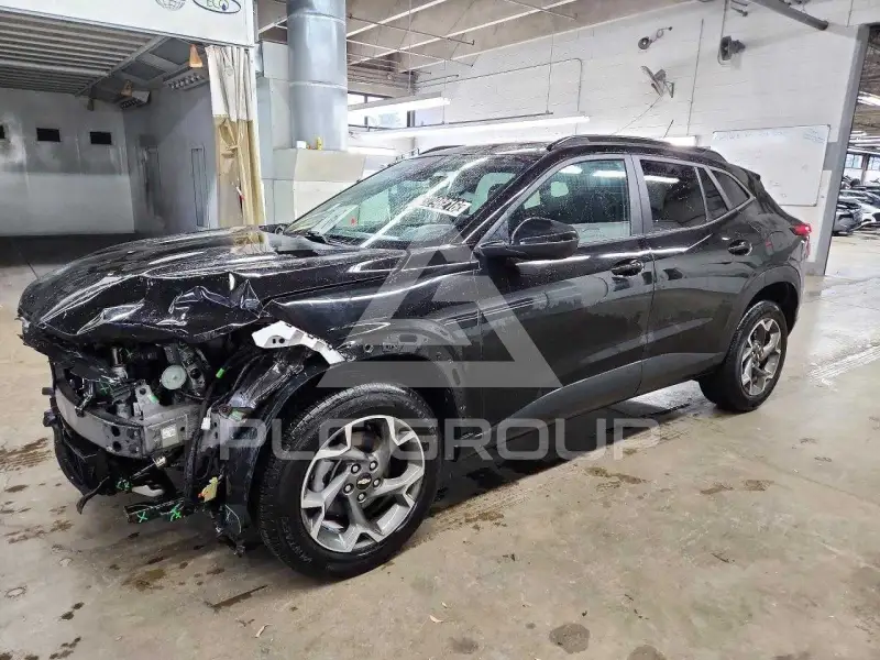 2025 Chevrolet TRAX photo