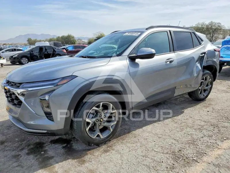 2025 Chevrolet TRAX photo