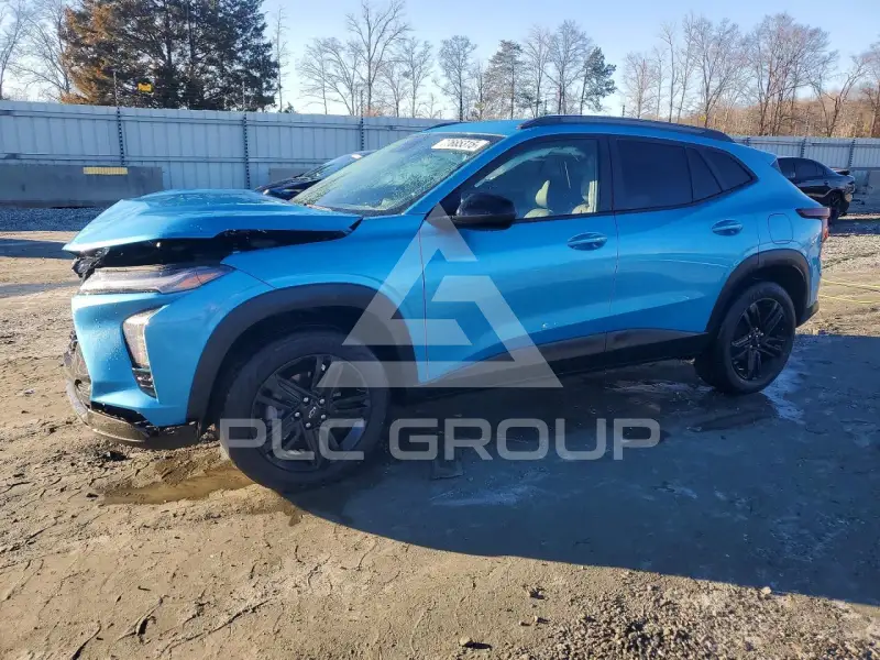 2025 Chevrolet TRAX photo
