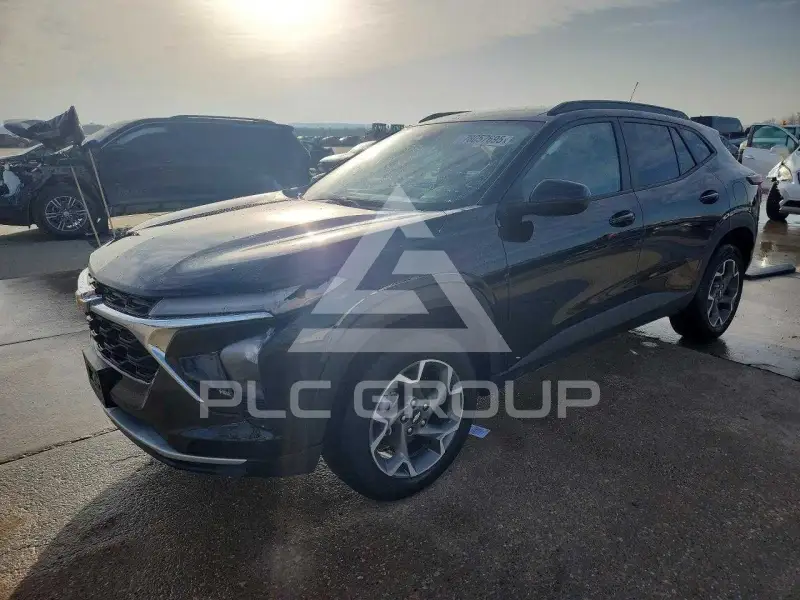 2025 Chevrolet TRAX photo