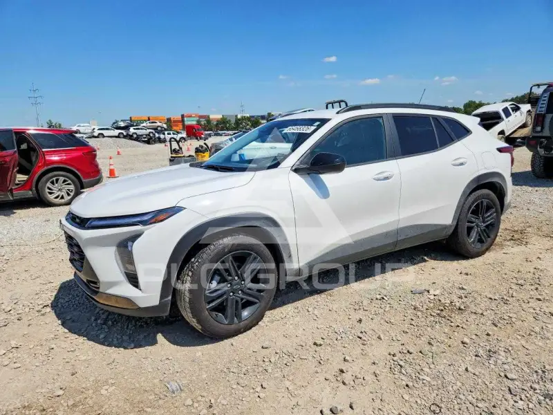 2025 Chevrolet TRAX photo