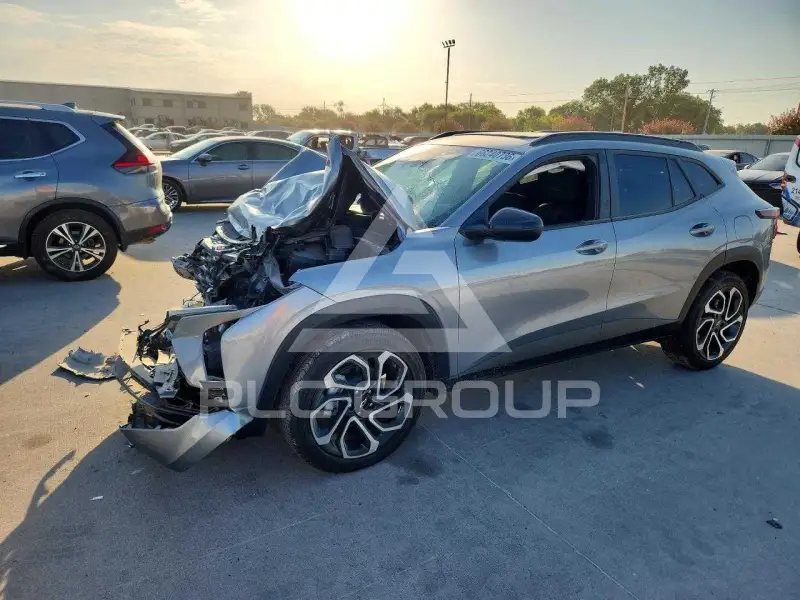 2025 Chevrolet TRAX photo