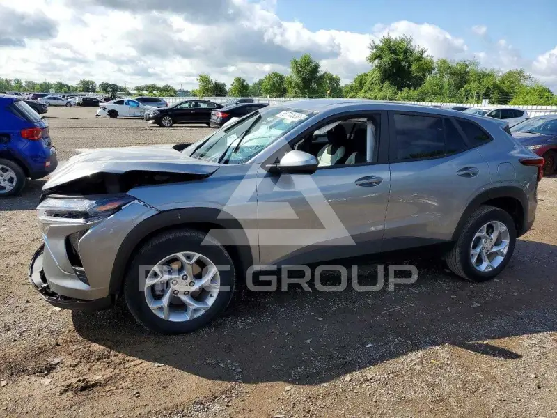 2025 Chevrolet TRAX фото