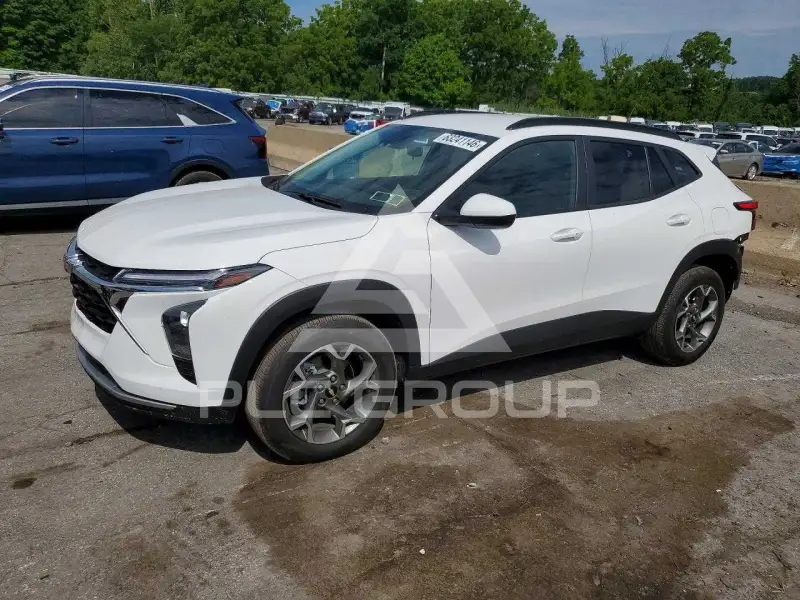 2025 Chevrolet TRAX фото