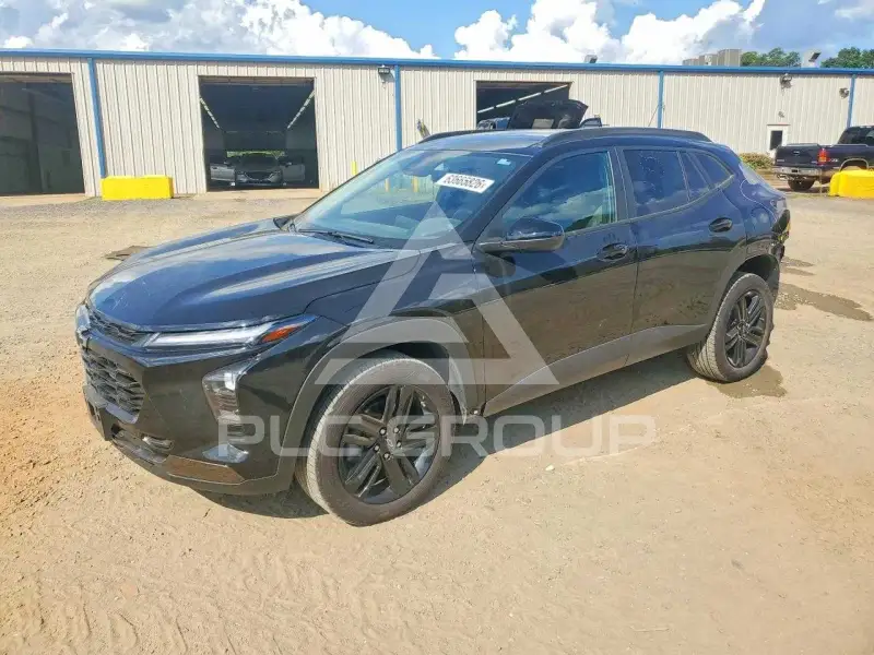 2025 Chevrolet TRAX photo