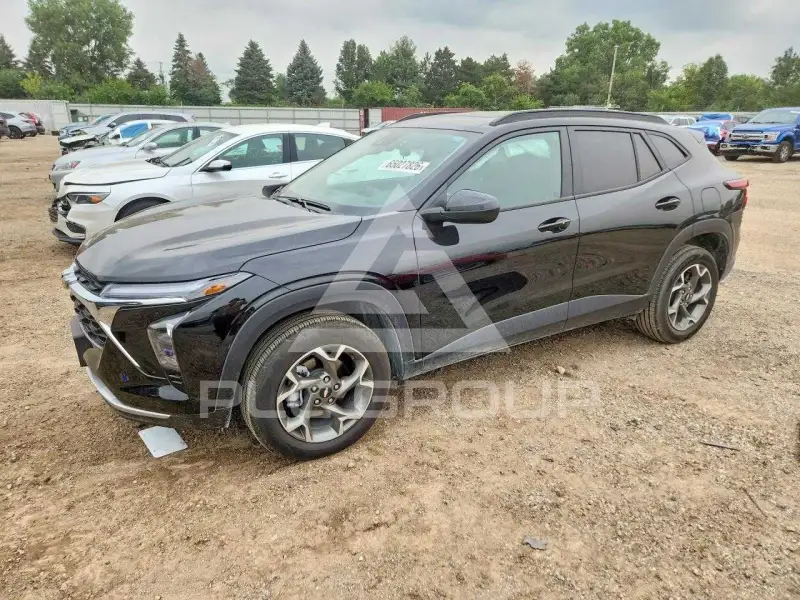 2025 Chevrolet TRAX photo