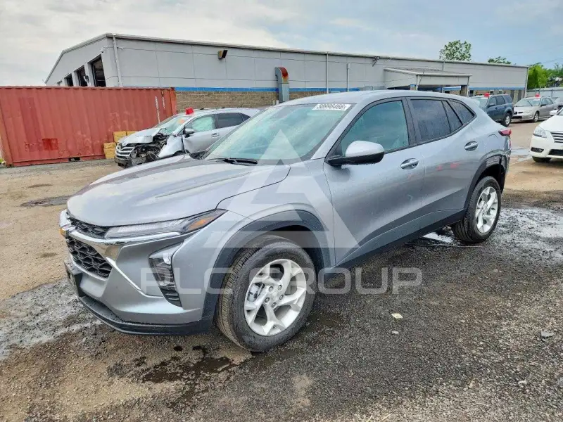 2025 Chevrolet TRAX photo