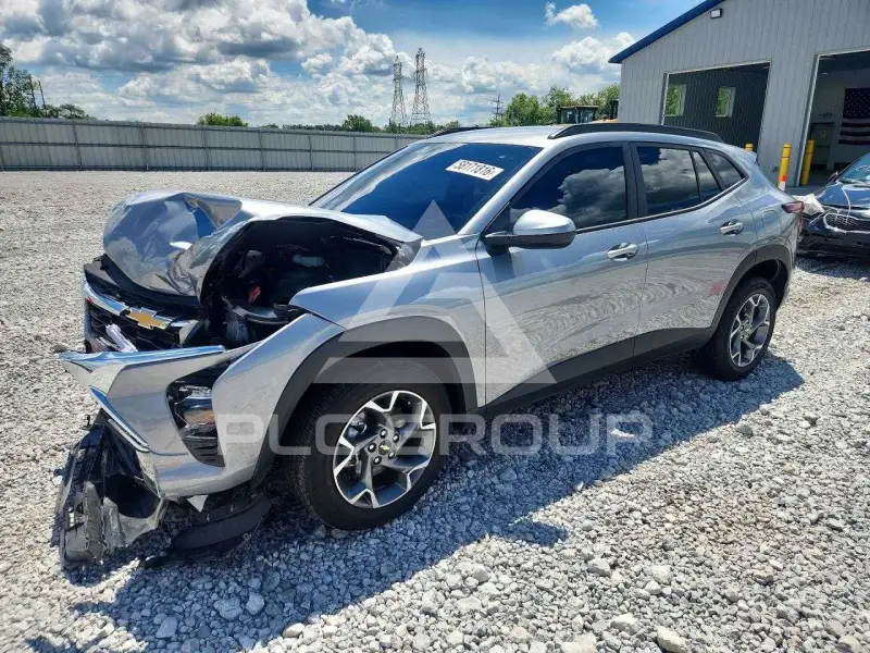 2025 Chevrolet TRAX фото