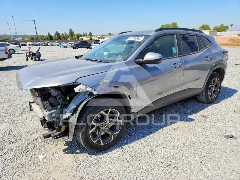 2025 Chevrolet TRAX фото