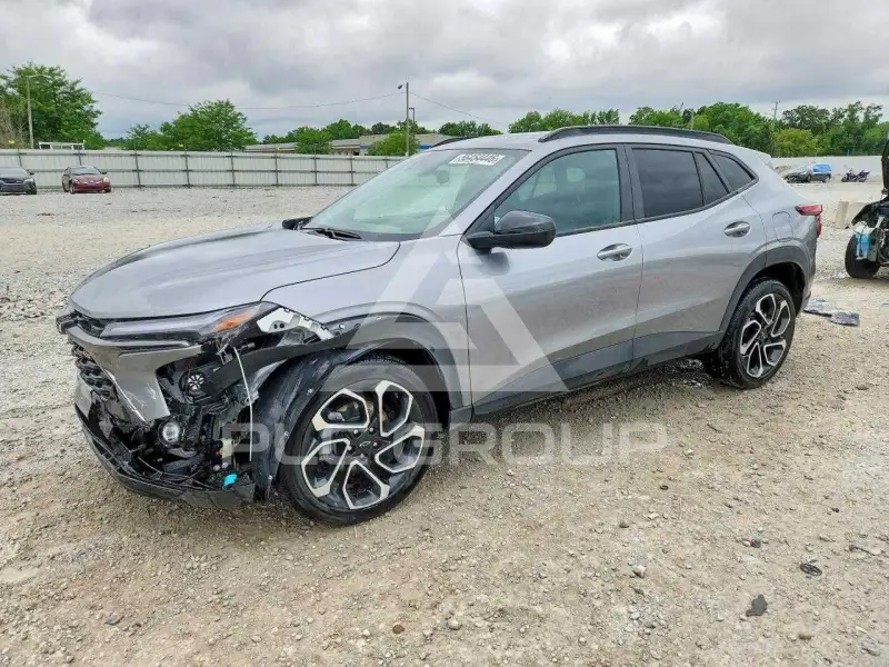2025 Chevrolet TRAX photo