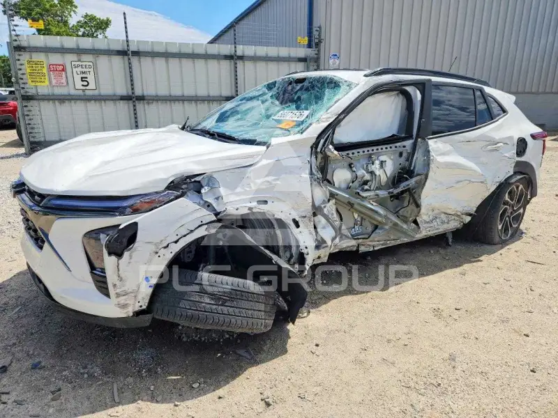 2025 Chevrolet TRAX фото