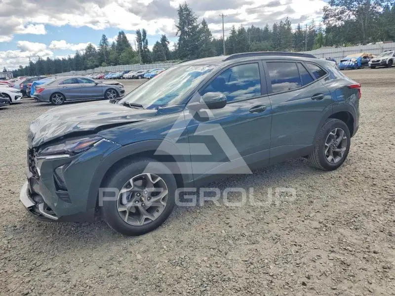 2025 Chevrolet TRAX фото