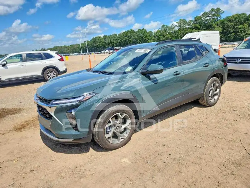 2025 Chevrolet TRAX фото