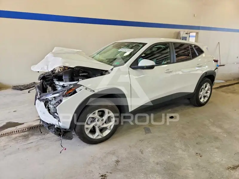 2025 Chevrolet TRAX photo