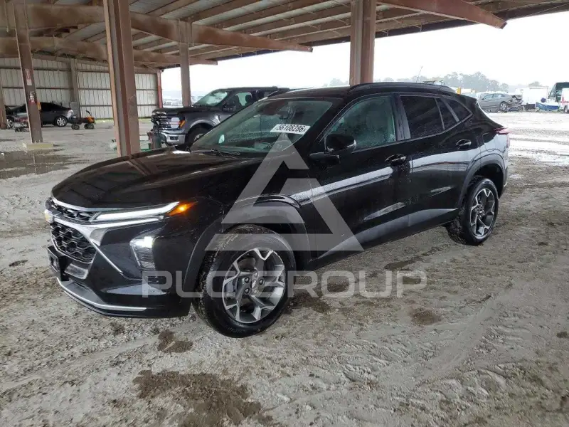 2025 Chevrolet TRAX photo