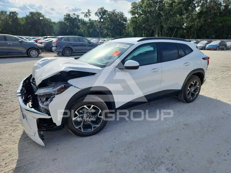 2025 Chevrolet TRAX фото