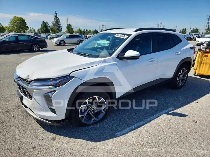 2025 Chevrolet TRAX фото