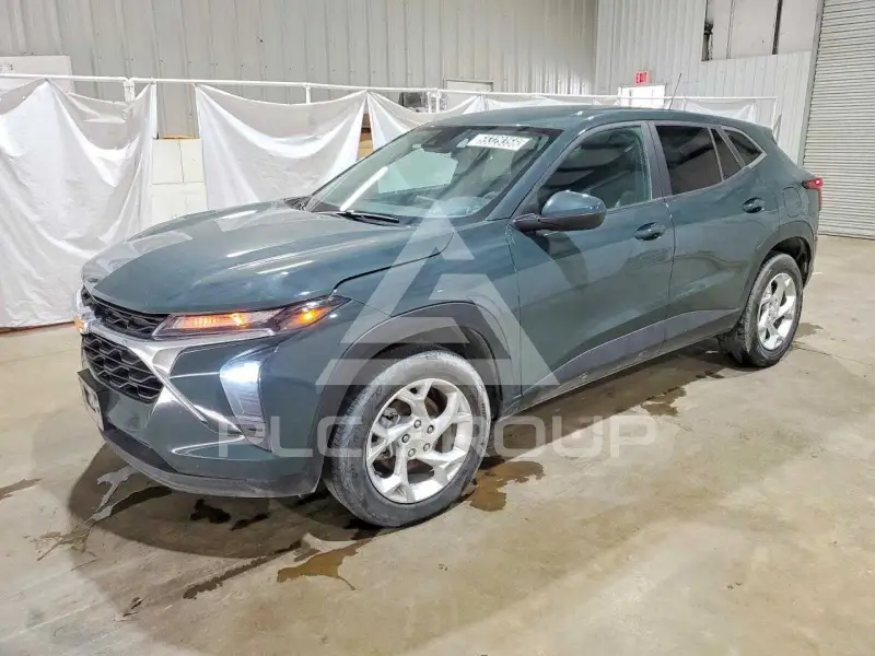 2025 Chevrolet TRAX photo