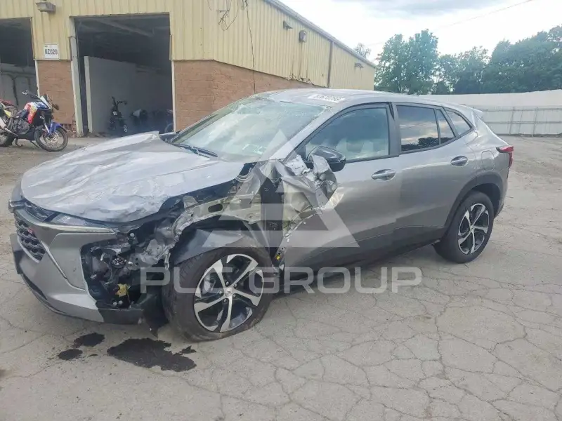 2025 Chevrolet TRAX photo