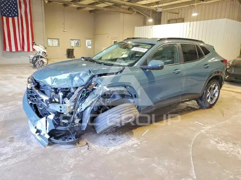 2025 Chevrolet TRAX photo
