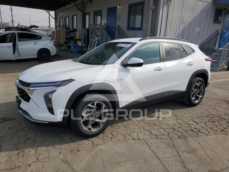 2025 Chevrolet TRAX фото
