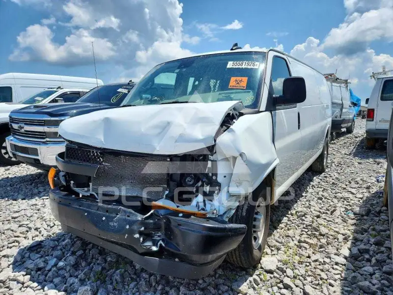 2025 Chevrolet Express фото