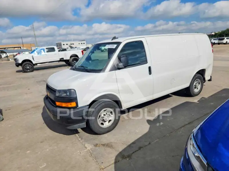 2025 Chevrolet Express фото